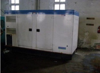 香洲康明斯150kw大型柴油二手发电机组